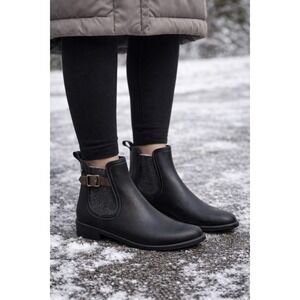 IGOR Black Waterproof Chelsea Boots Buckle Detail Side Gore Elastic Size 41